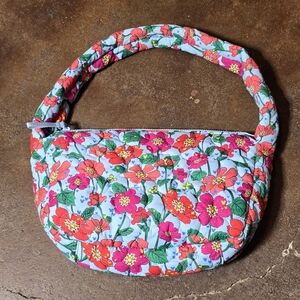 Vera Bradley Featherweight Mickey Meadow